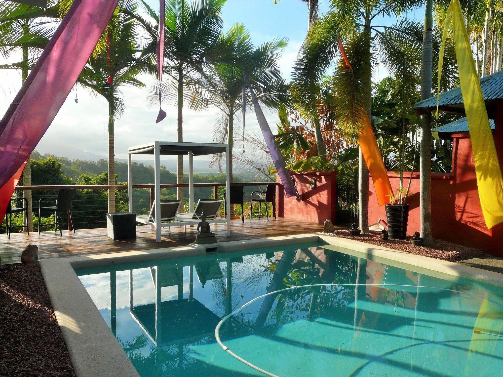 Mai Tai Resort Cassowary Exterior photo