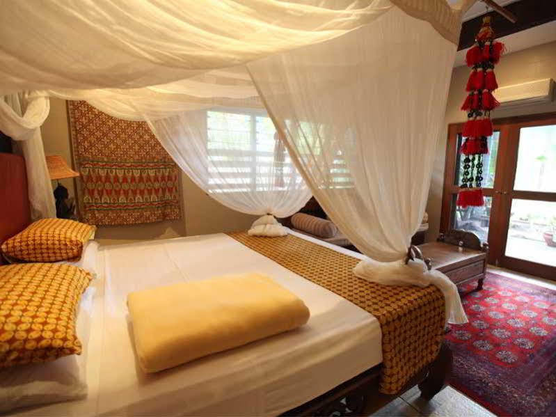 Mai Tai Resort Cassowary Exterior photo