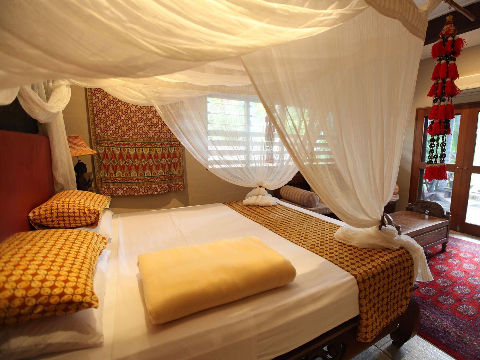 Mai Tai Resort Cassowary Exterior photo